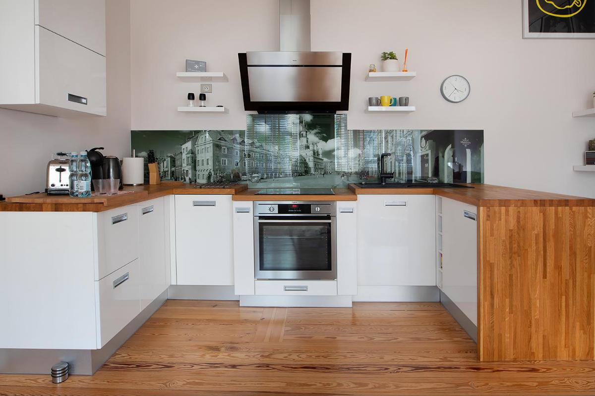 Movie Apartment Jeżyce - Housity