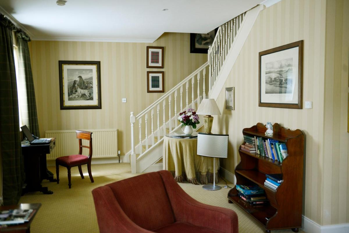 Inverlochy Castle Hotel - Housity