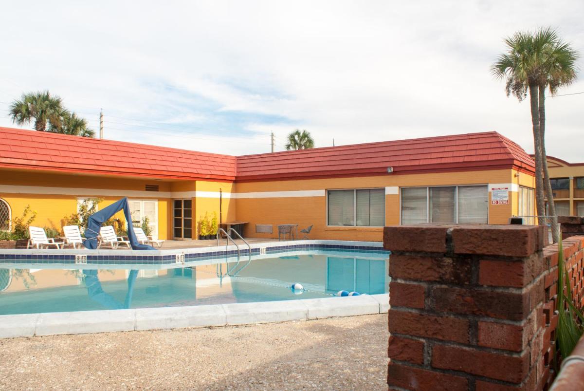 Scottish Inn Downtown Jacksonville - Housity