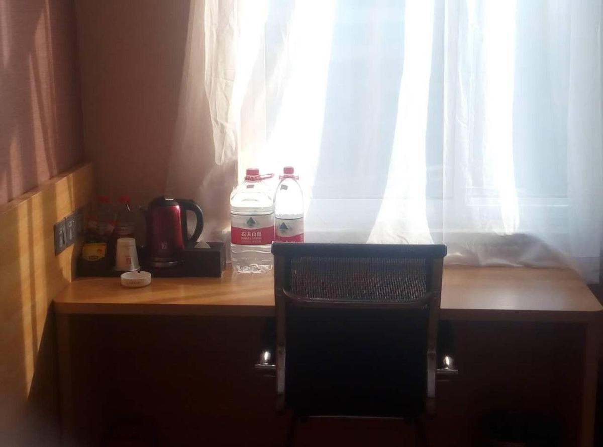 7 Days Premium Linfen Pingyang South Street Branch - Housity