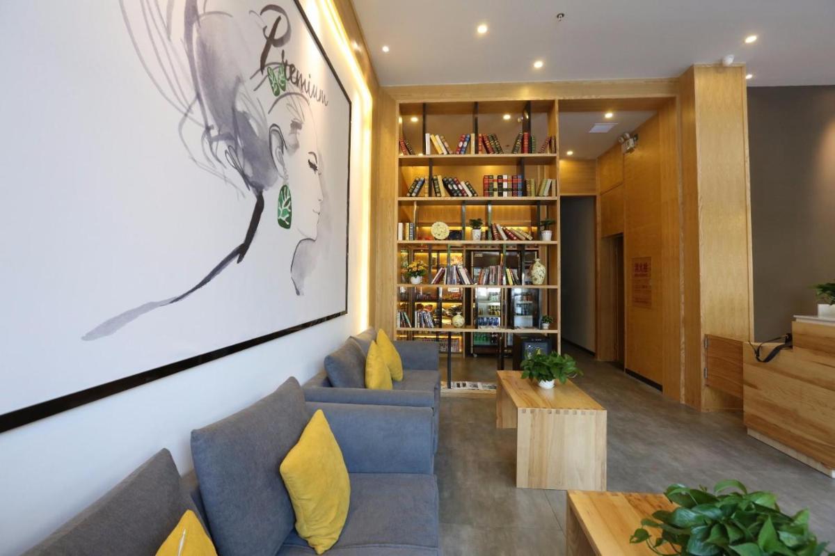 7Days Premium Yichang Wanda Plaza Canal Park Branch - Hizvo
