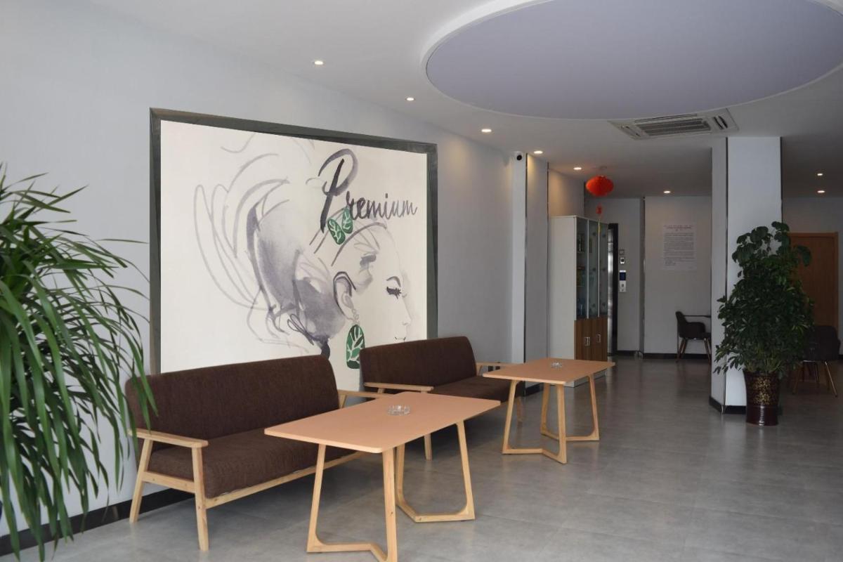 7Days Premium Dingxi Train Station Branch - Housity