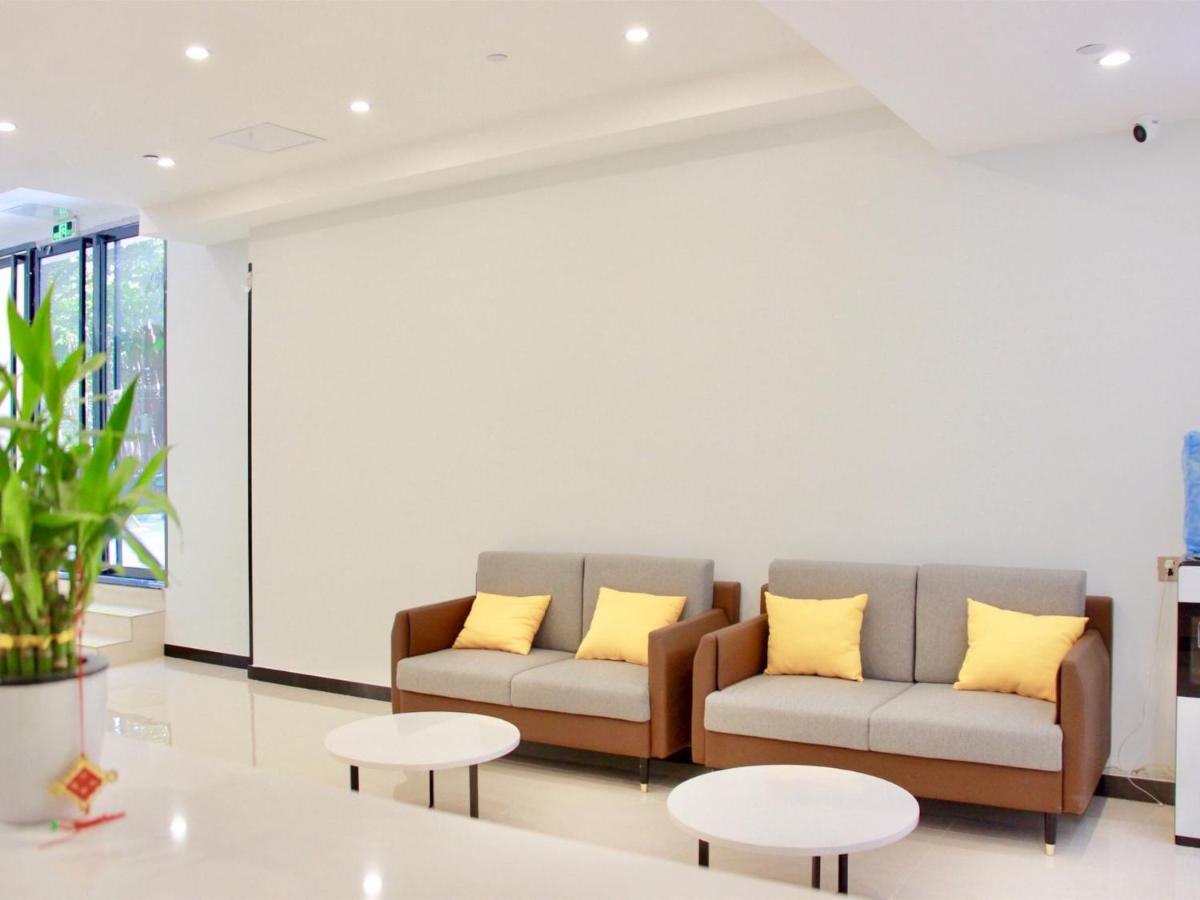 7Days Premium Guangzhou Fangcun Guanggang New City Hedong Subway Station Branch - Housity