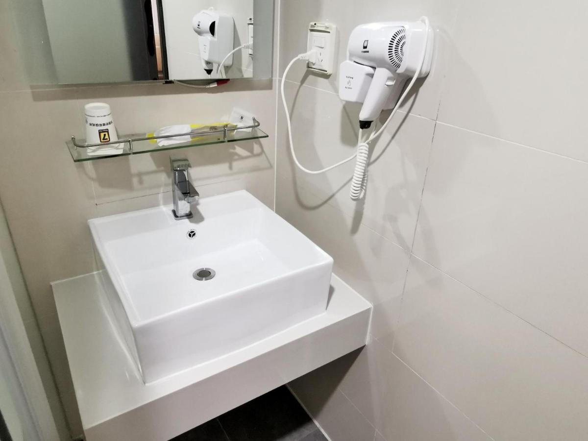 7Days Premium Tianjin Binhai International Airport Branch - Housity