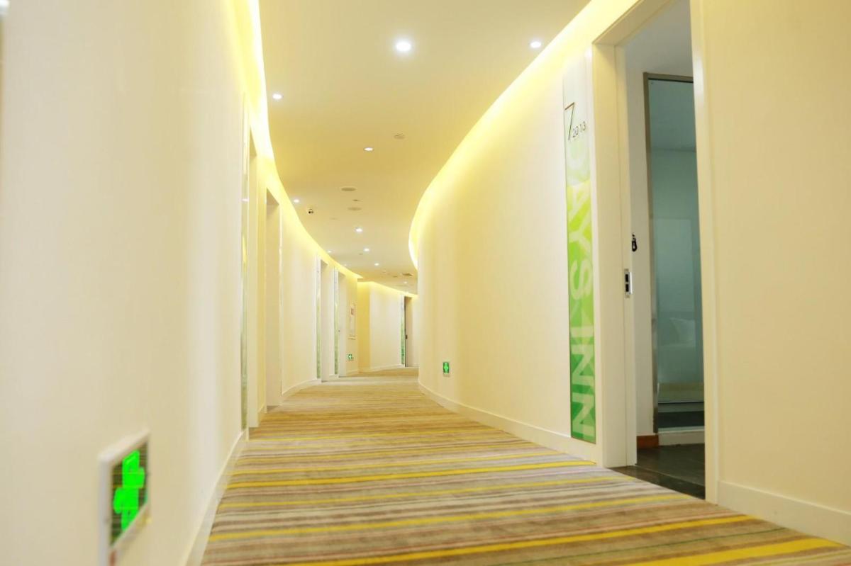 7 Days Hotel Suining Daying China Dead Sea Senic Area Branch - Housity