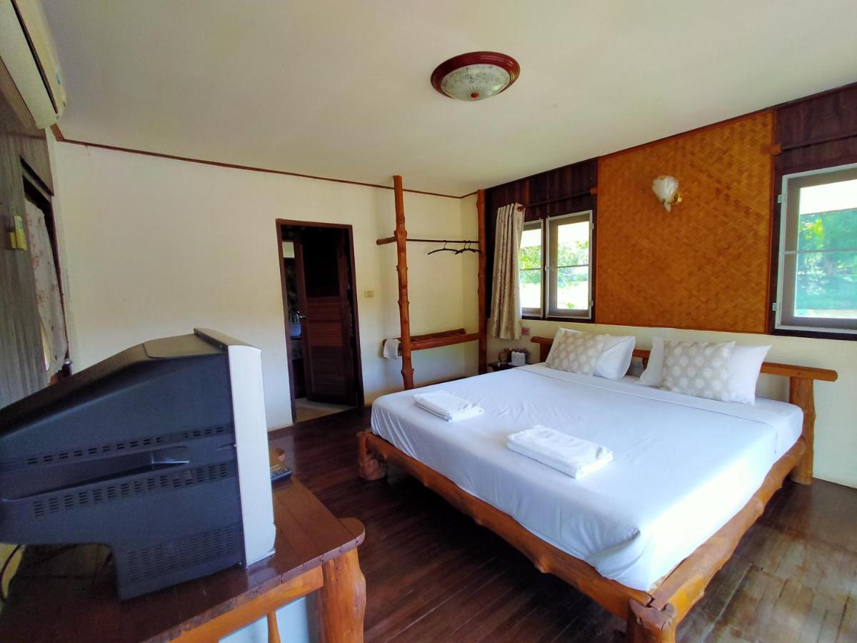 River Kwai Park & Resort - Housity