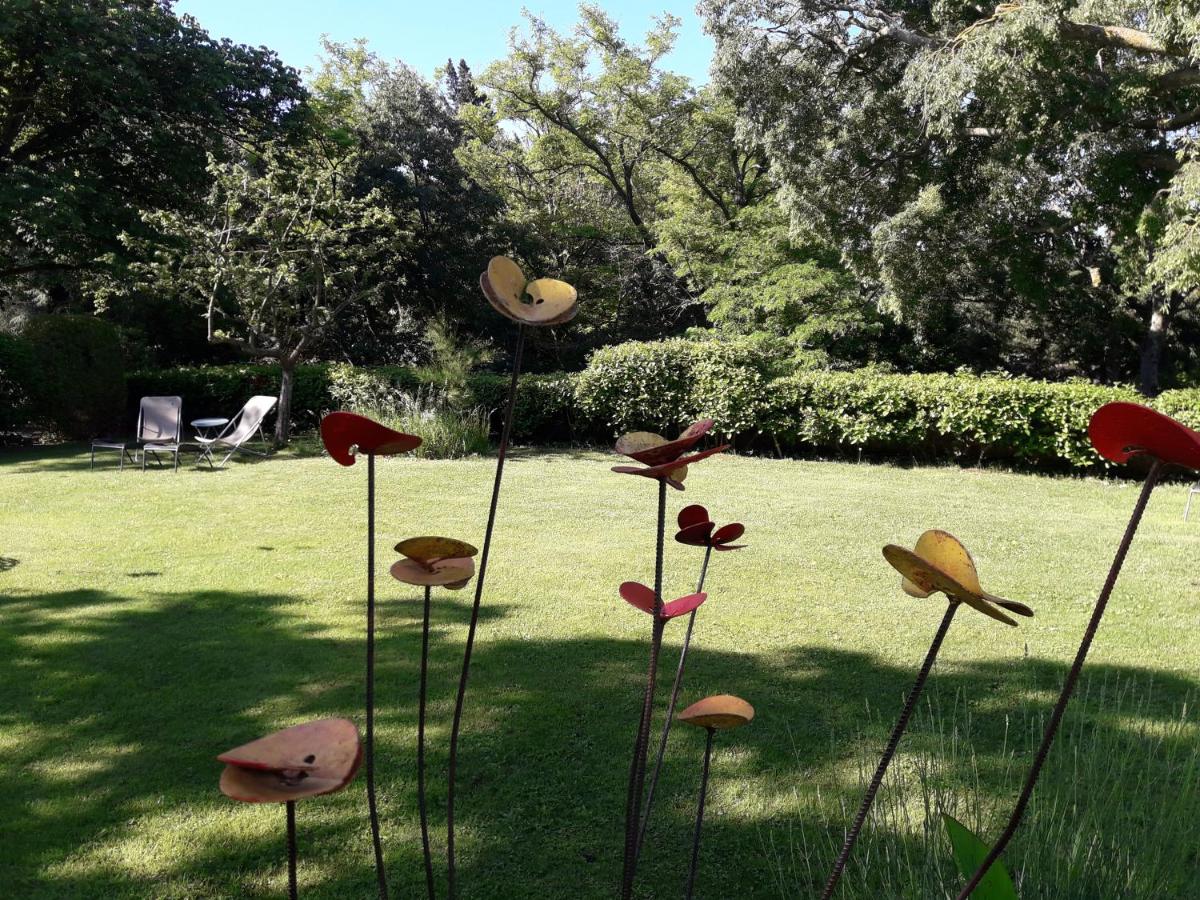 Jardin de l'établissement Logis Hôtel Château De Palaja