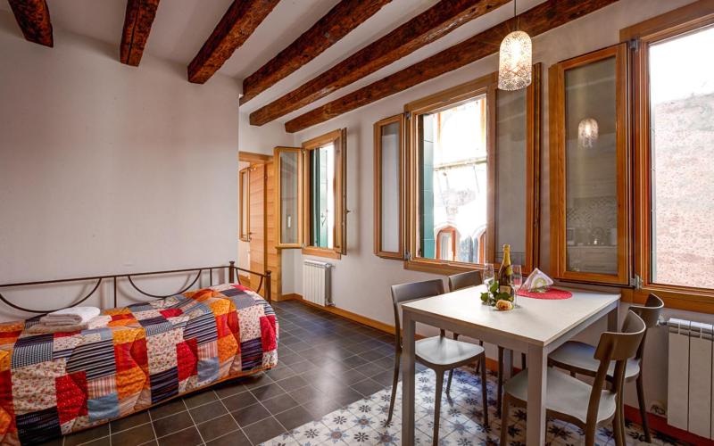 Vit Stay - Housity