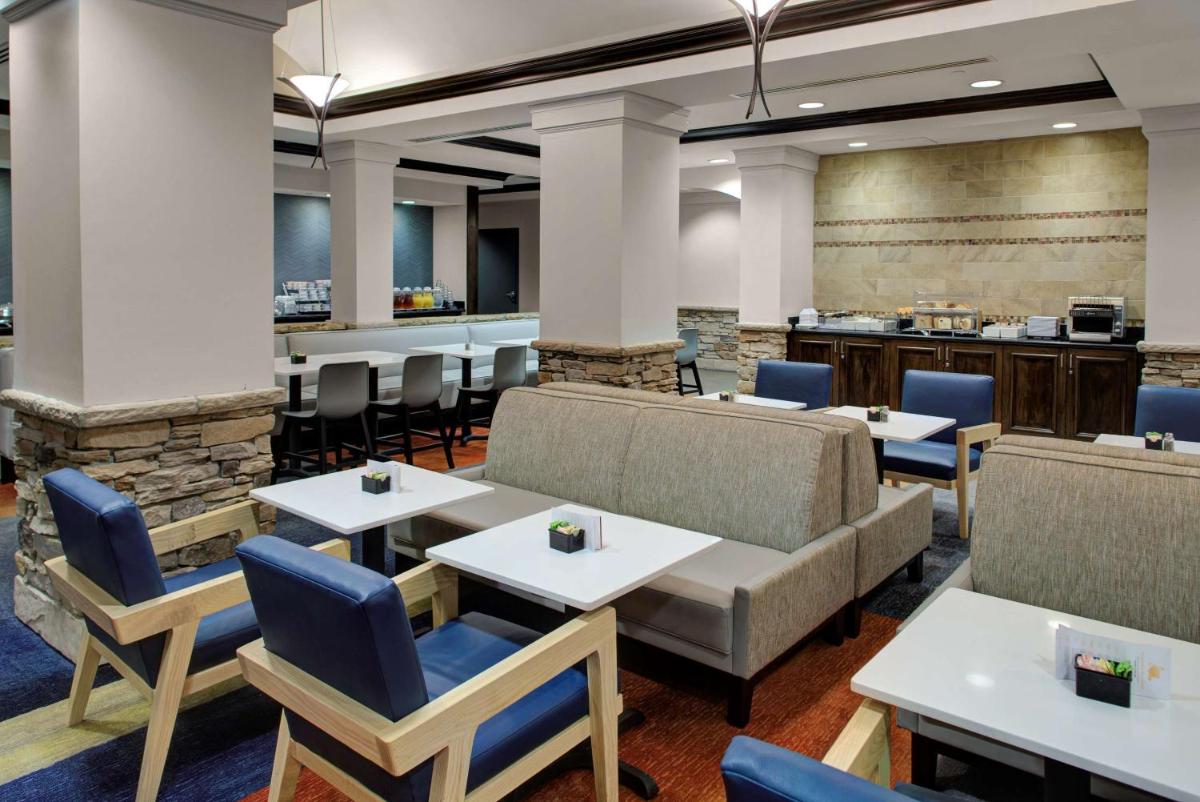 Hyatt House Sterling/Dulles Airport North - Housity