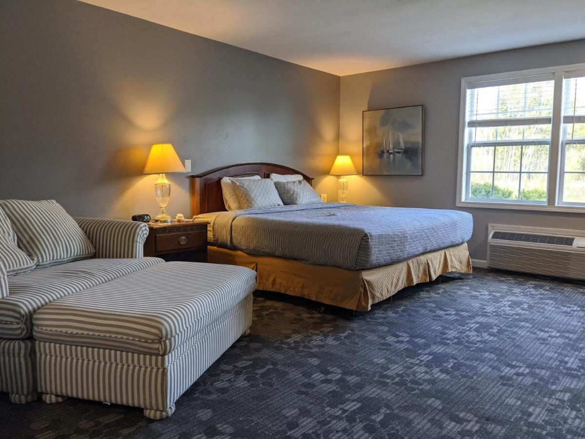 Beach Harbor Resort - Housity