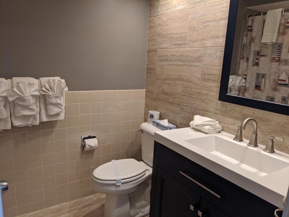 Beach Harbor Resort - Housity