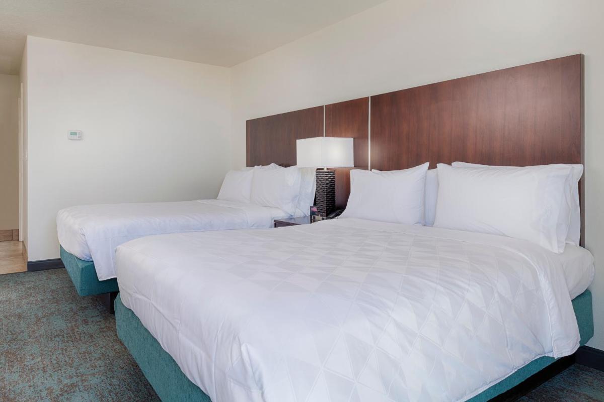 Holiday Inn Resort Daytona Beach Oceanfront by IHG - Housity