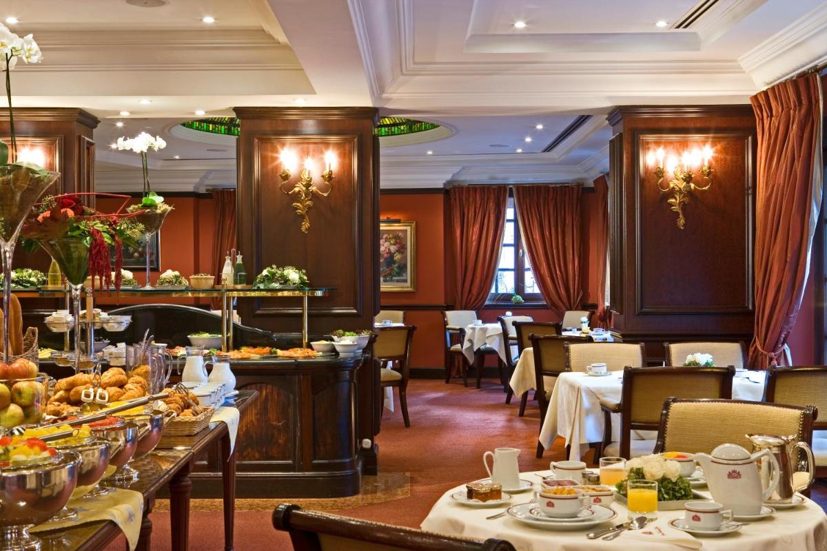 Warwick Grand-Place Brussels - Hizvo