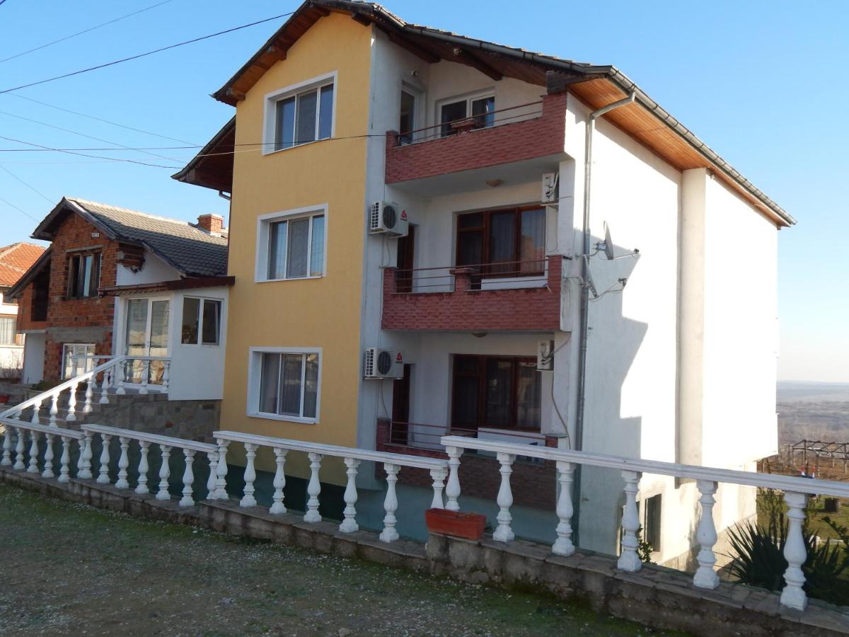Balabanovata Kashta - Housity