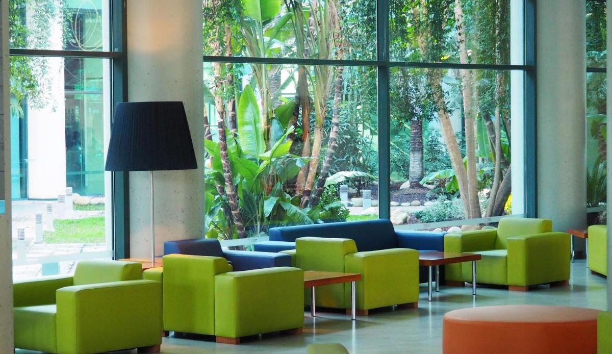 Zona de estar de Hotel Deloix 4* Sup