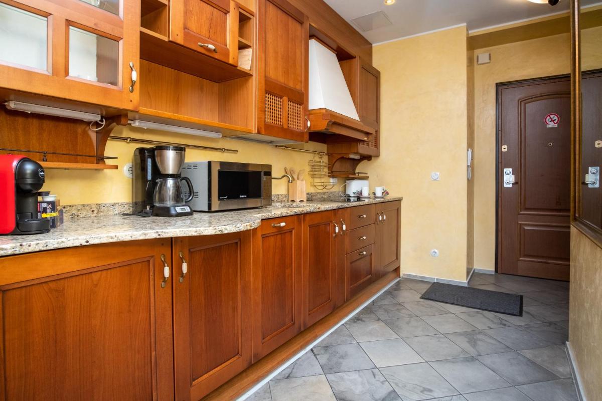 Dream Stay - Main Square Apartment with Picturesque View - Hizvo