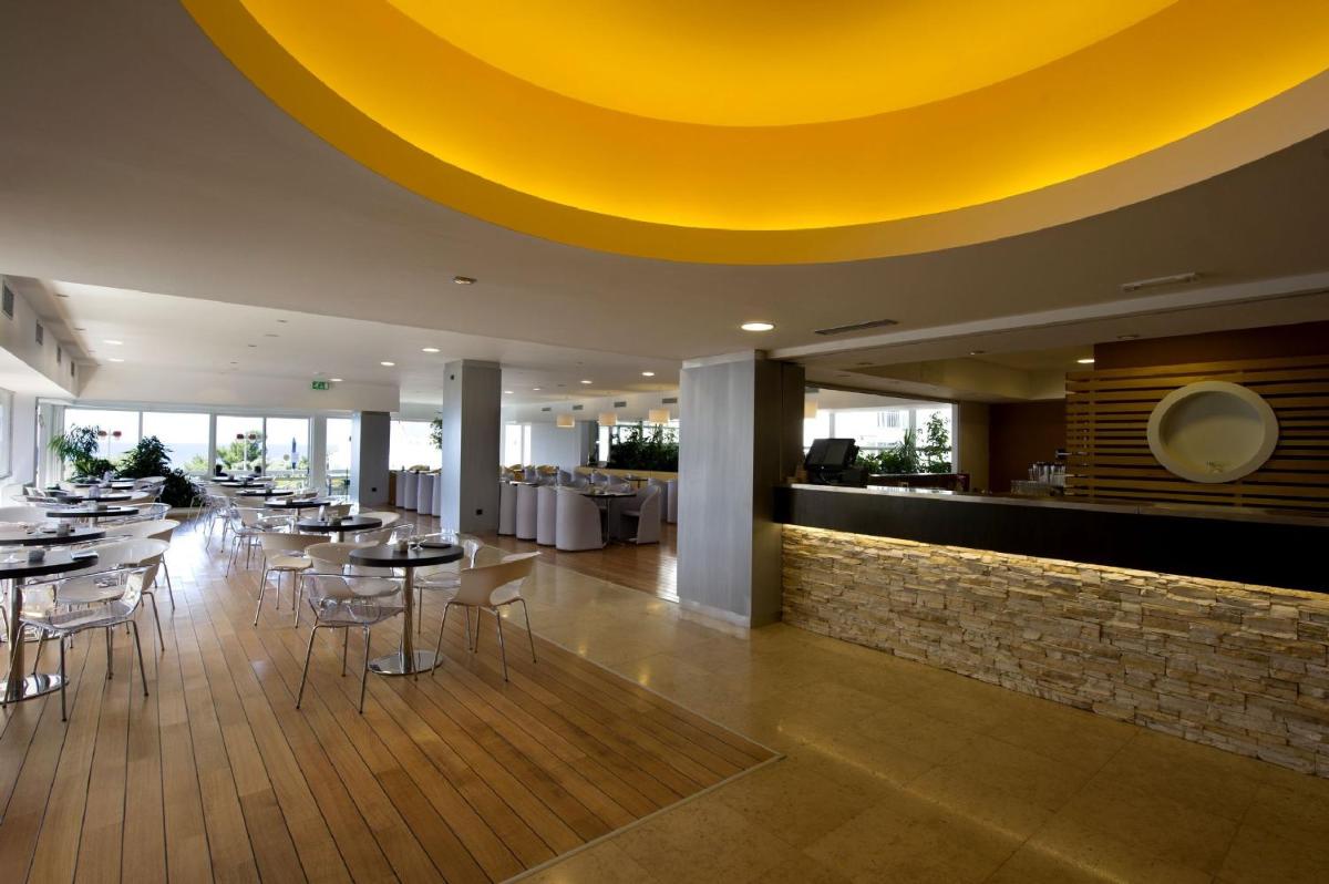 Hotel Delfin Plava Laguna - Housity