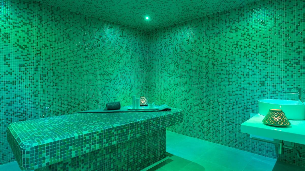 Imagem da galeria de Longevity Health & Wellness Hotel - Adults Only em Alvor