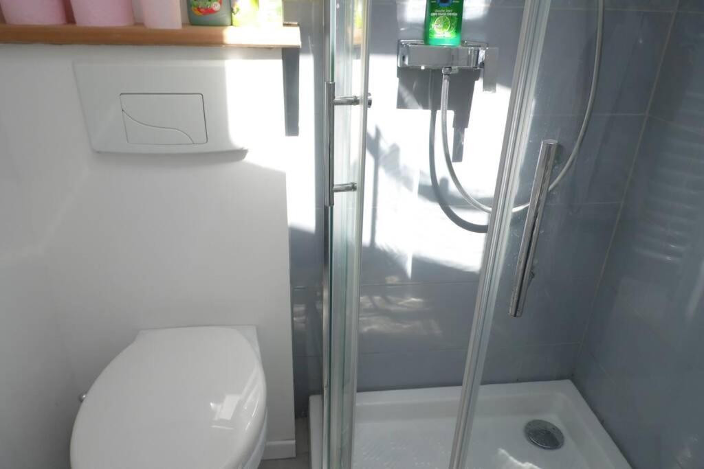 Maisonnette climatisée avec parking privé - Housity