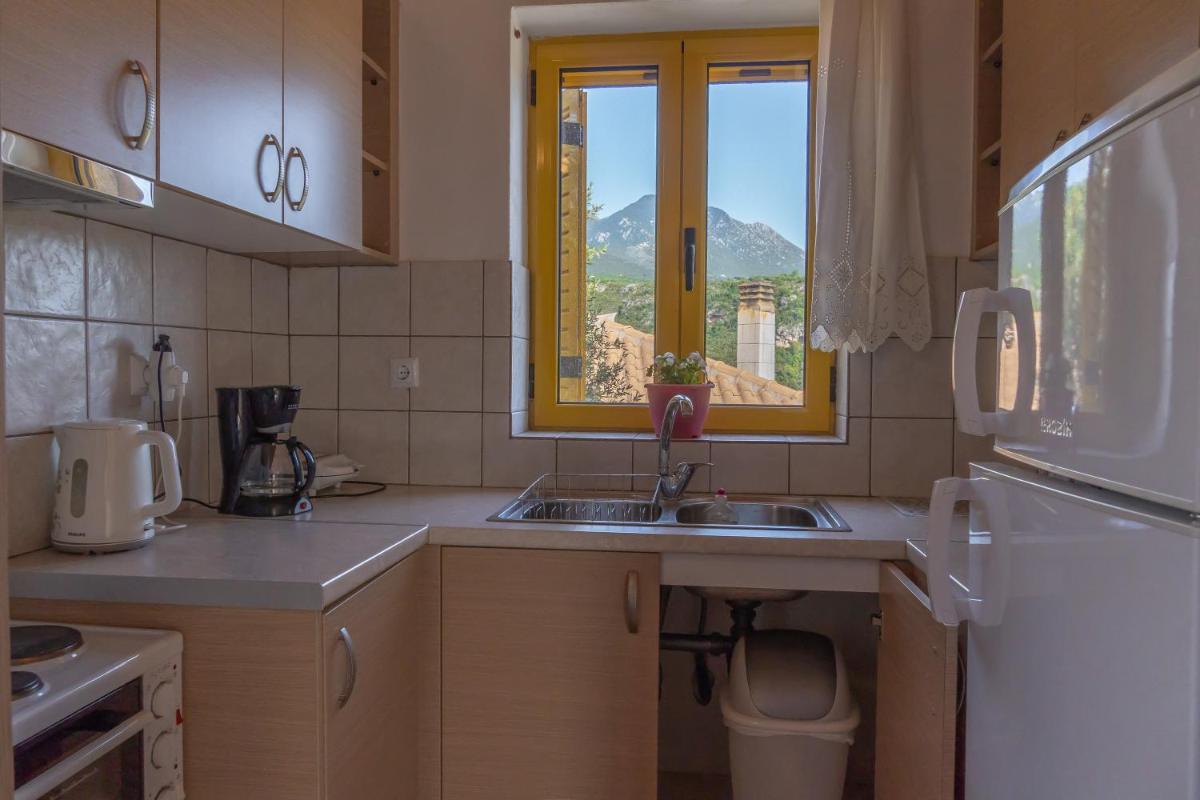 Trisilio - Housity