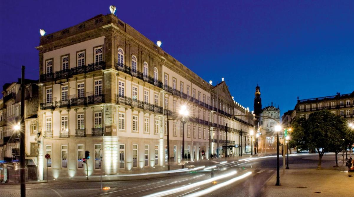O edifício onde o hotel está situado