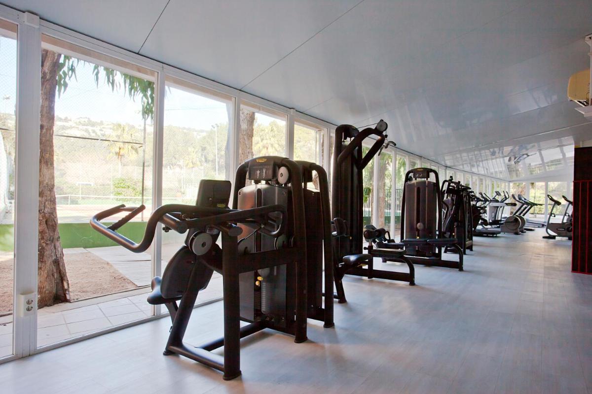 Gimnasio o instalaciones de fitness de Mon Port Hotel & Spa