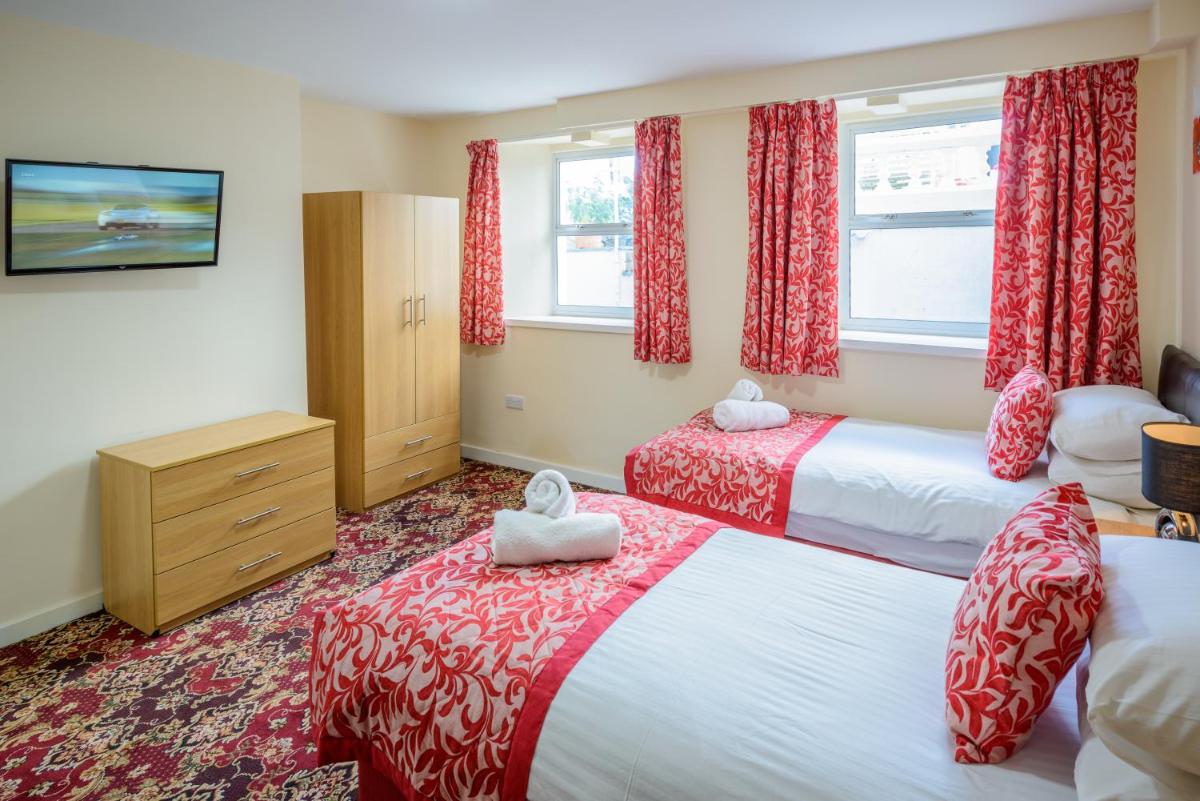 Somerset Hotel - Housity