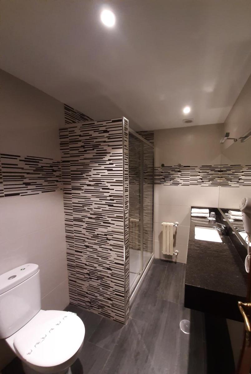 Favila Oviedo - Housity