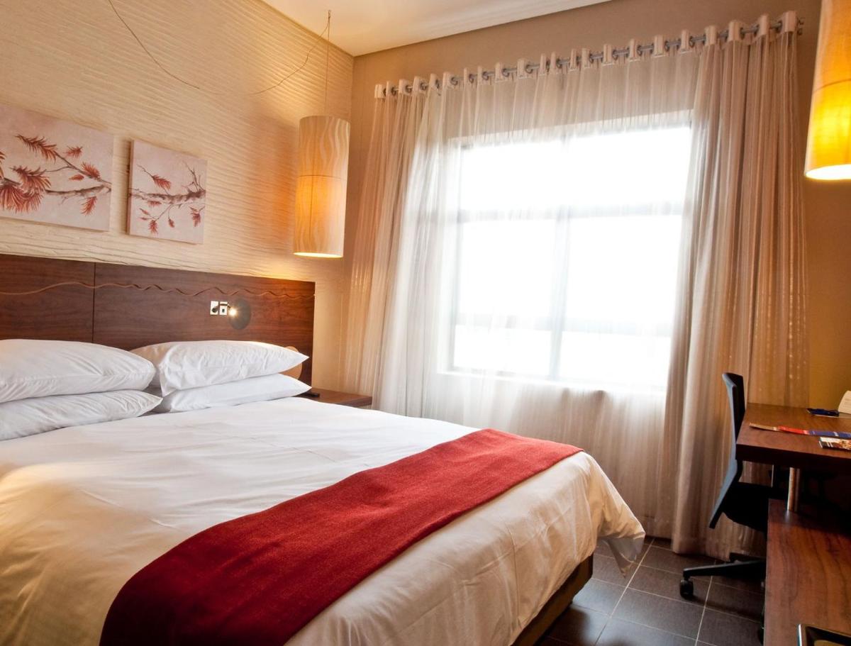 Peermont Metcourt at Umfolozi, Empangeni - Housity