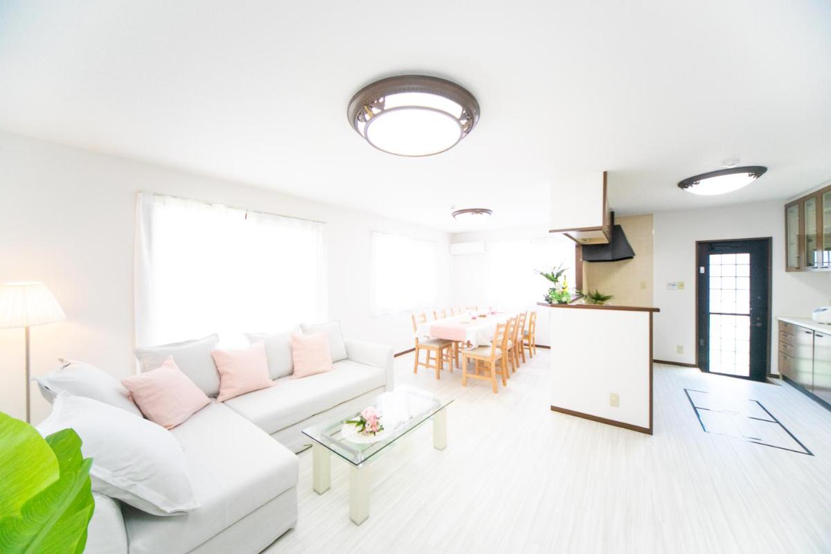 Awaji Seaside Resort in Ikuha - Housity