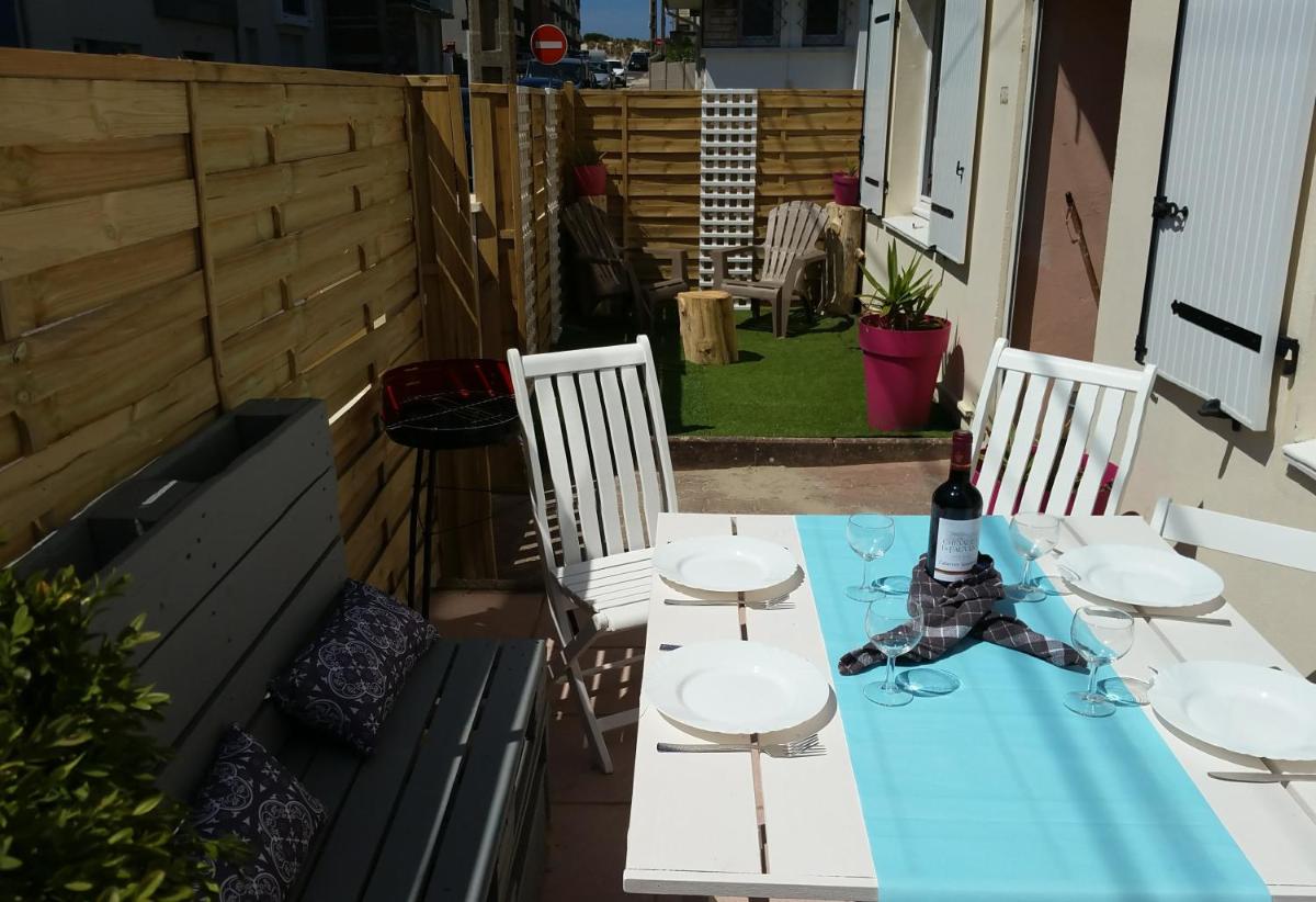 TERRASSE -100 m PLAGE - GRAND APPARTEMENT-8 PERS - Housity