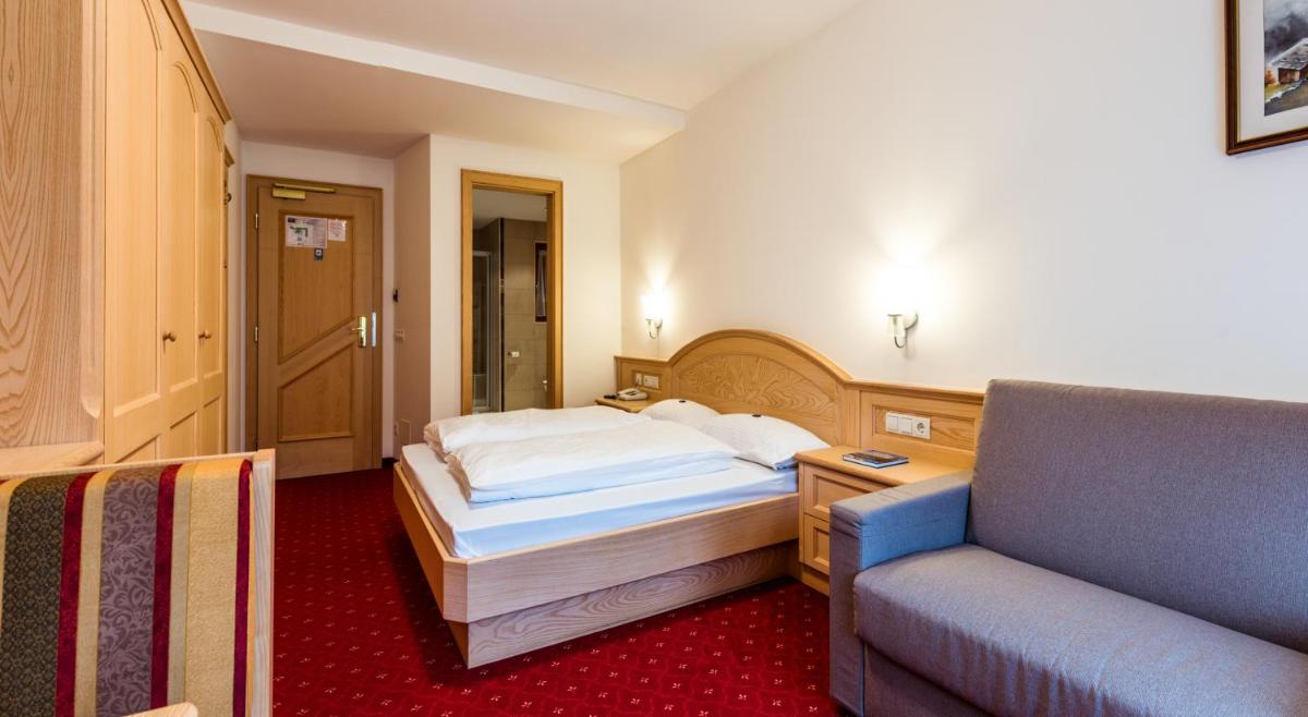 Hotel Vernel - Housity