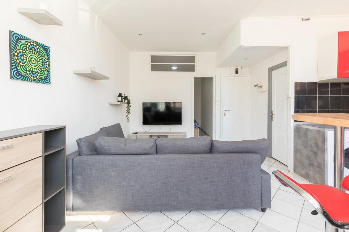 Ideally placed to visit Toulon + Bright flat - Idéalement placé pour visiter Toulon + Lumineux - Housity