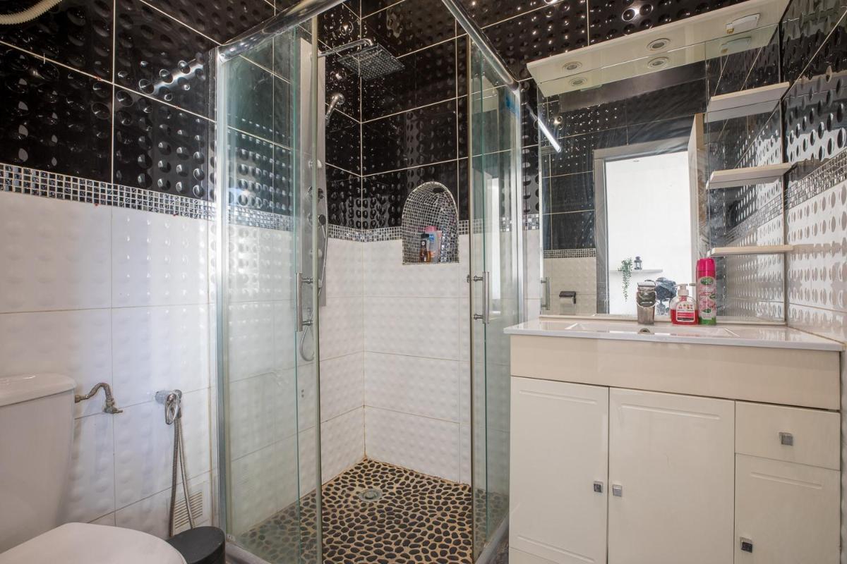 Ideally placed to visit Toulon + Bright flat - Idéalement placé pour visiter Toulon + Lumineux - Housity