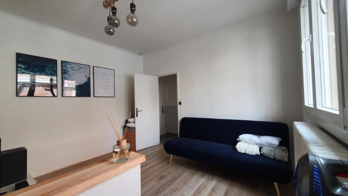 Joli T2- centre ville - Parking gratuit - WIFI - Housity