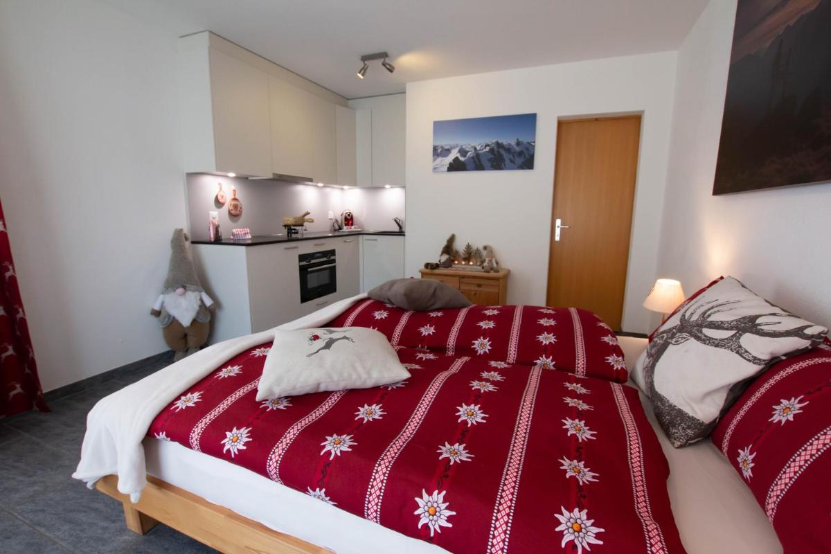 Magic Moments - Housity