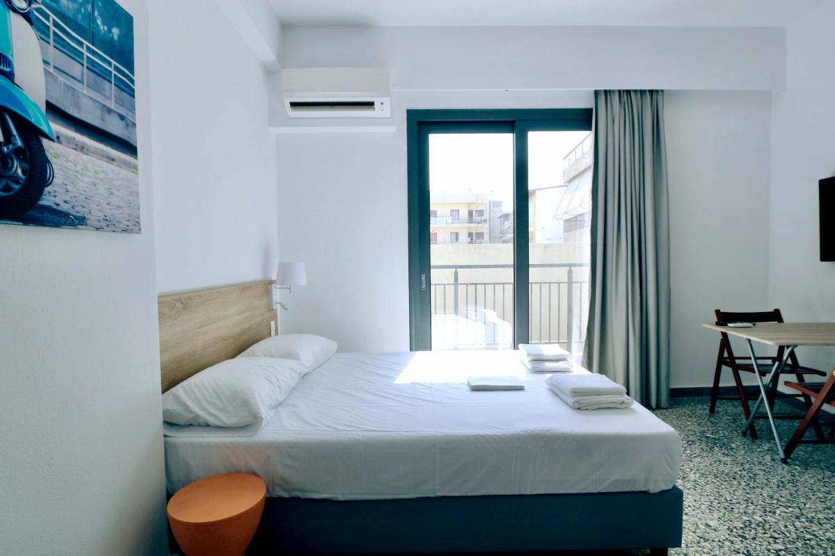 Downtown Studio Superb Location - Housity