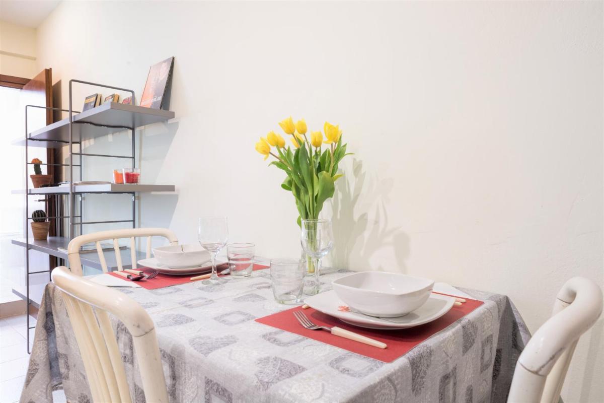 Centro Storico Oltretorrente Apartment - Housity