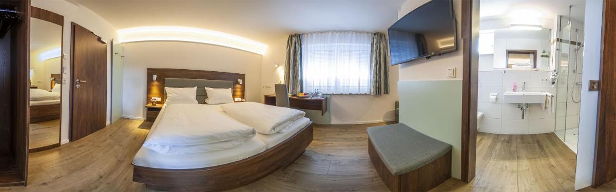 Hotel-Gasthof Krone - Housity
