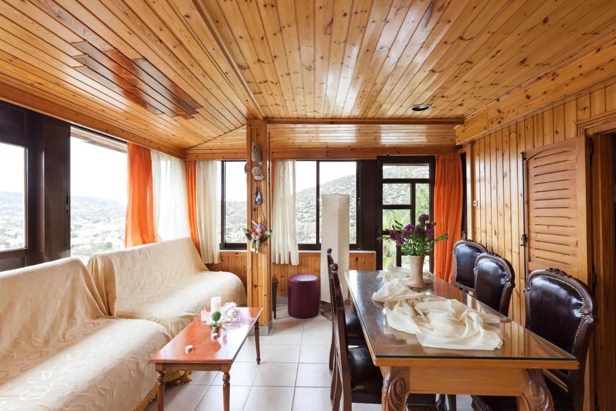 WHOLE HOUSE NEAR THE BEACH WITH AMAZING VIEW - Housity
