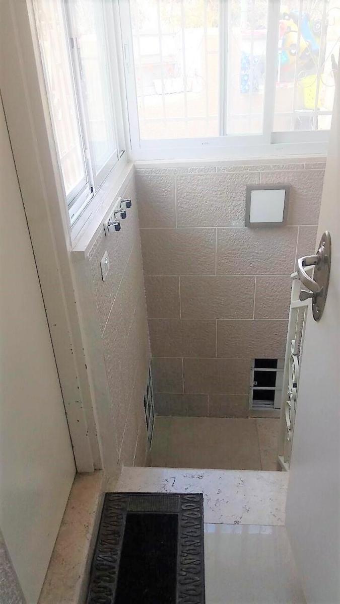 Yair room apartment - Housity