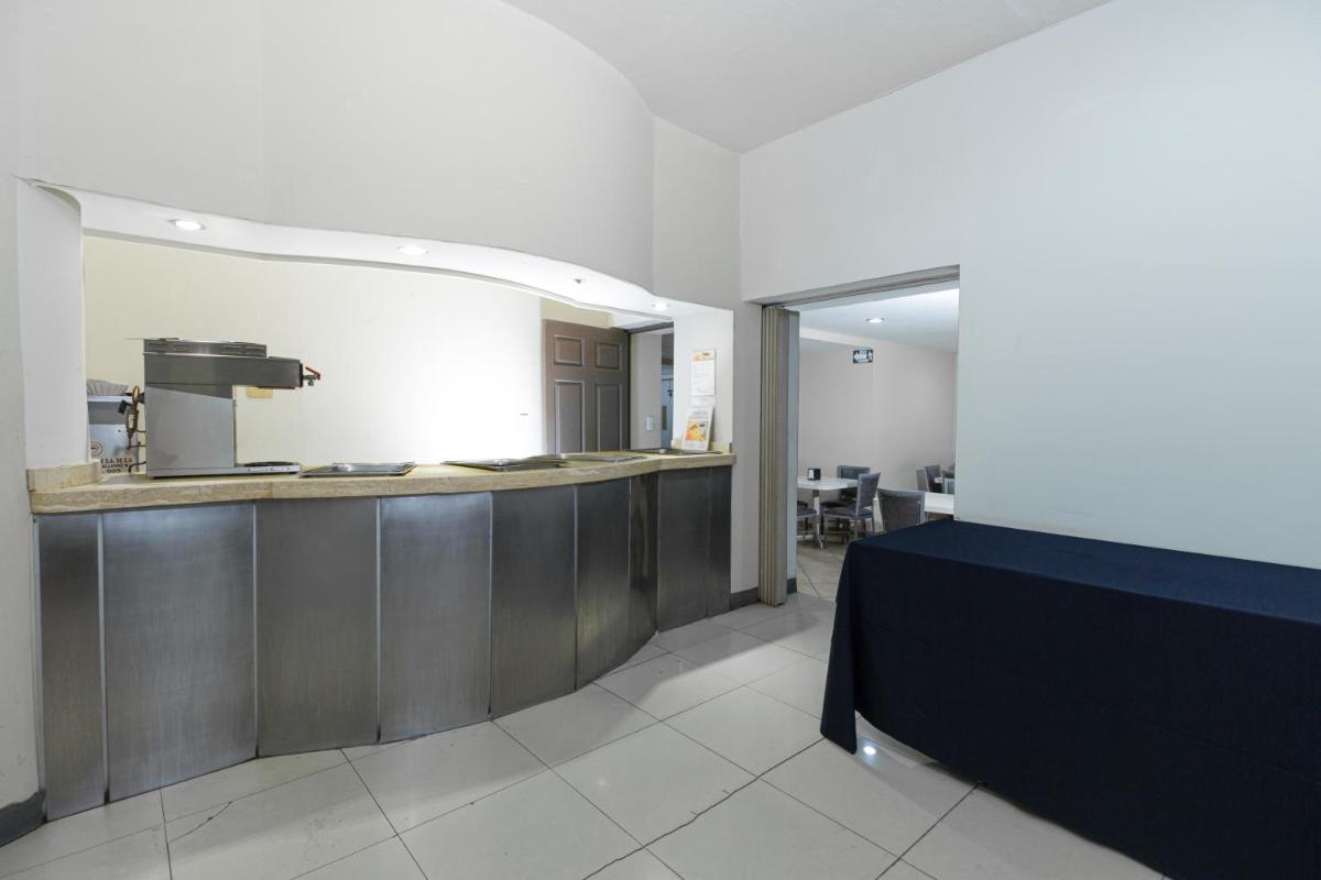 Hotel Plaza del Arco - Monterrey - Hizvo