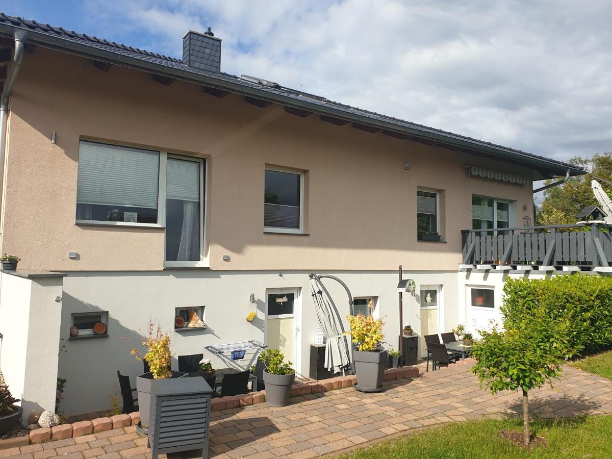 FERIENWOHNUNG AM SEE - Housity