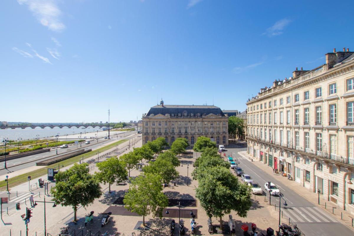 Suitetrails - Appartement Luxe avec Climatisation Parking Vue Exeptionnelle