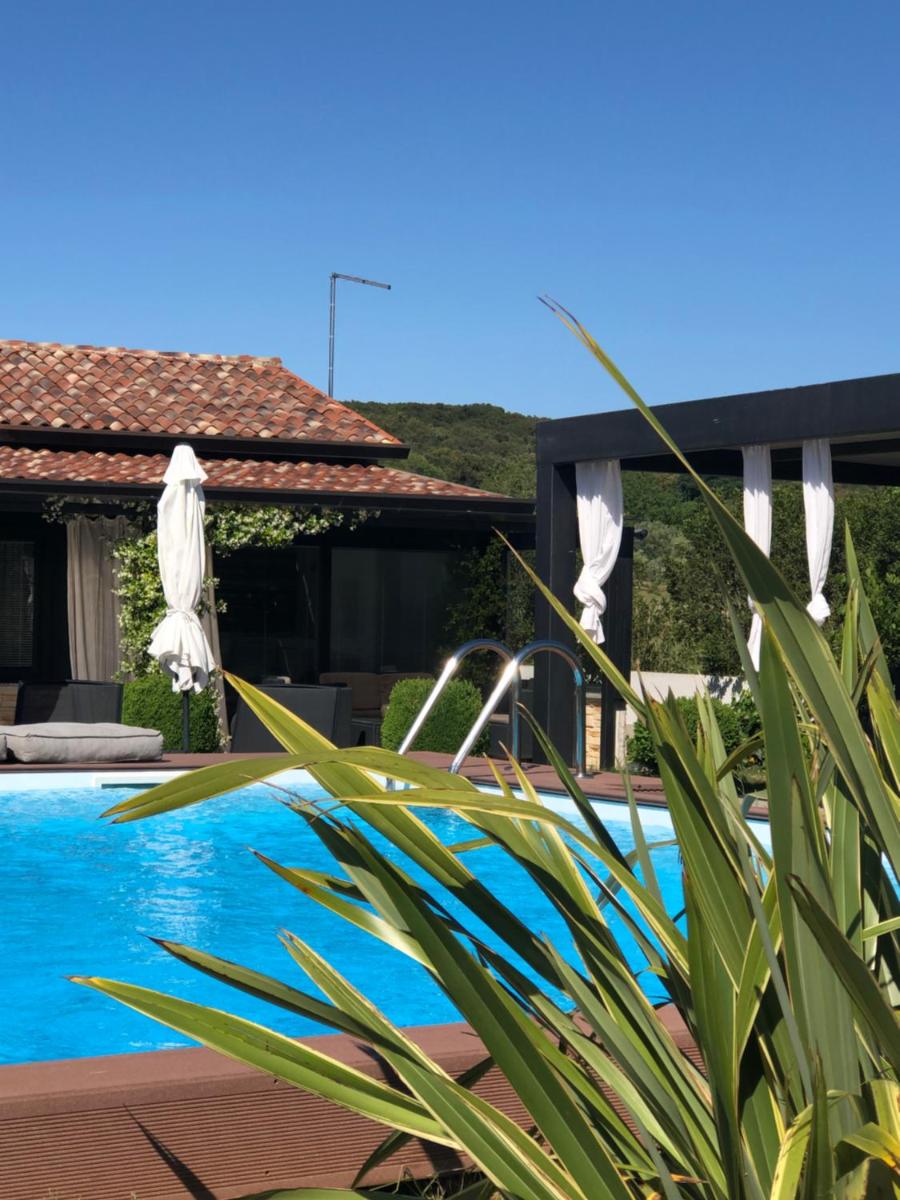 Villa Sessa - Housity