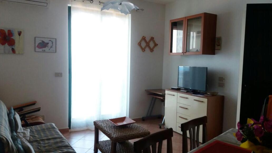 Debora - Housity