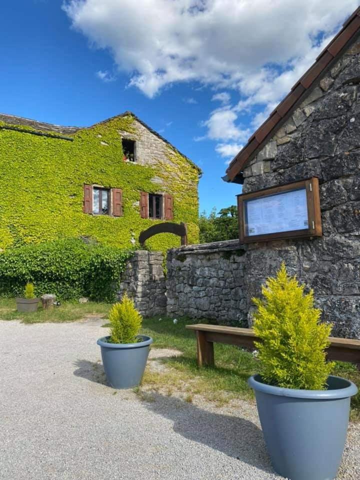 Auberge de Cadenas - Housity