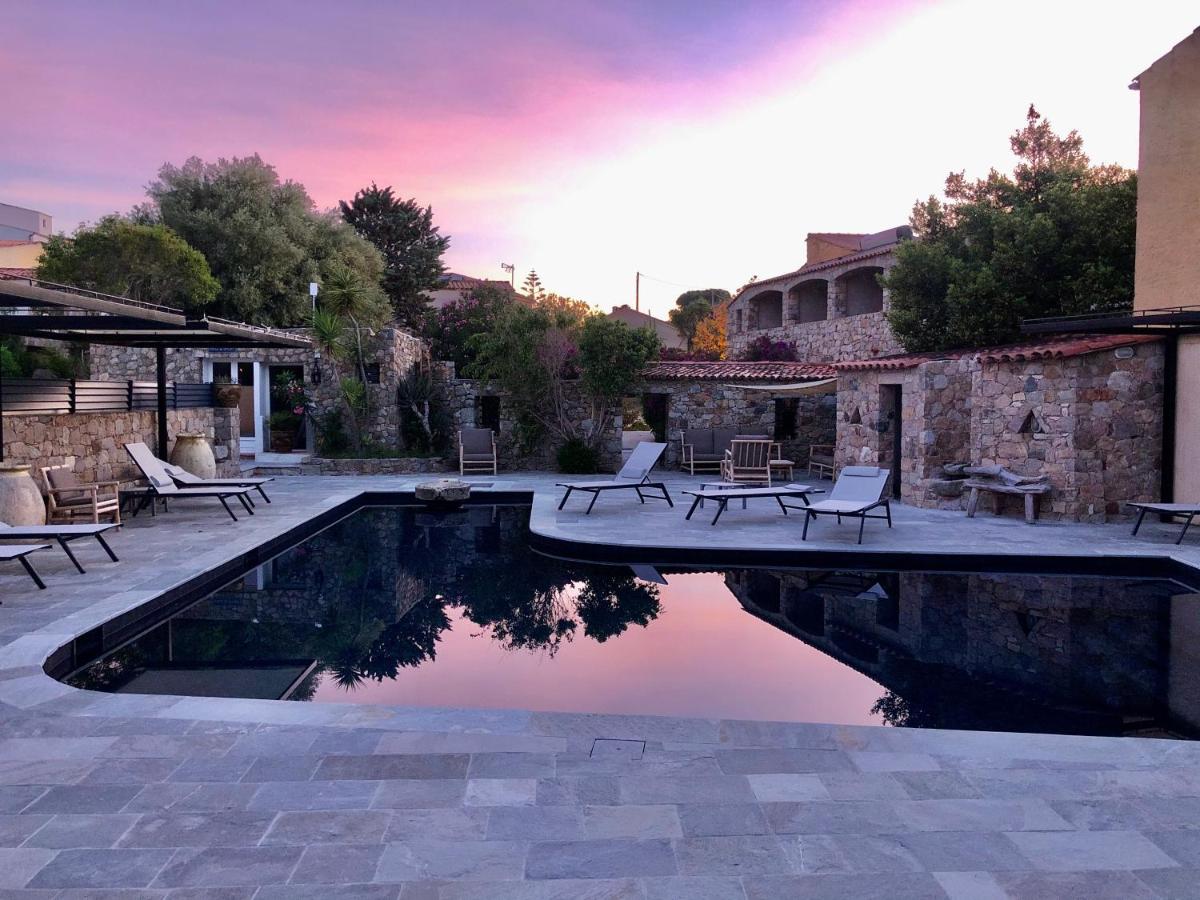 Piscine de l'établissement Hôtel Casa Rossa & Spa ou située à proximité