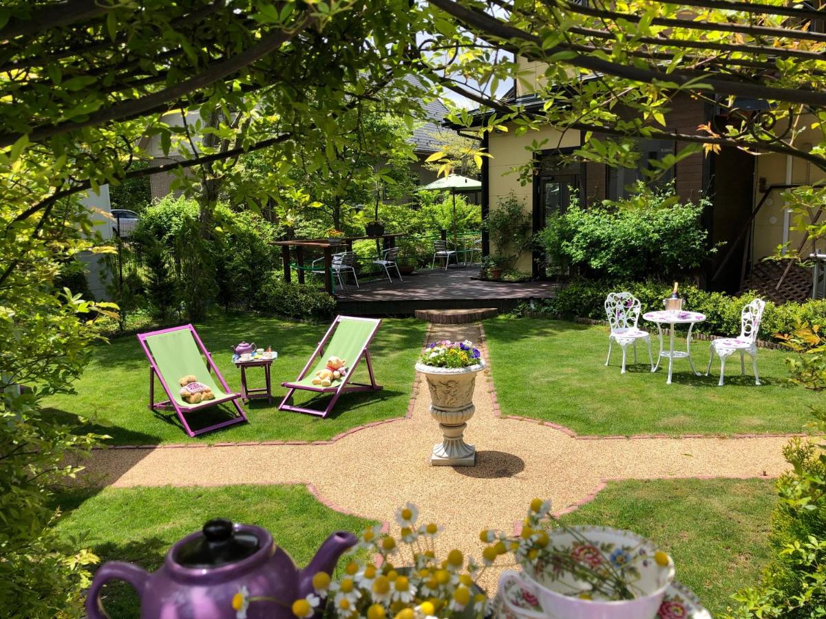 Hotel Wellies - Housity