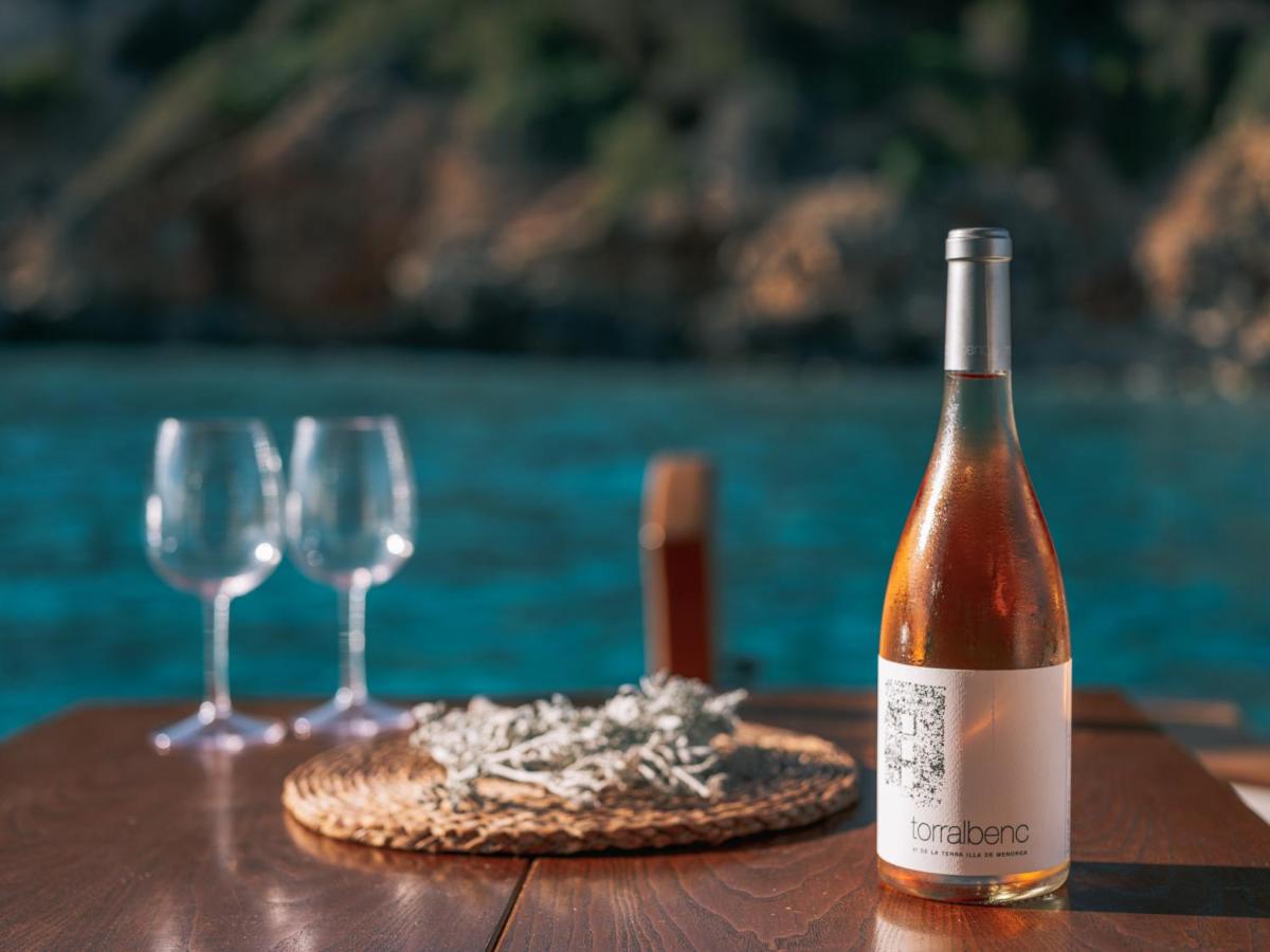 Bebidas en Torralbenc, a Small Luxury Hotel of the World